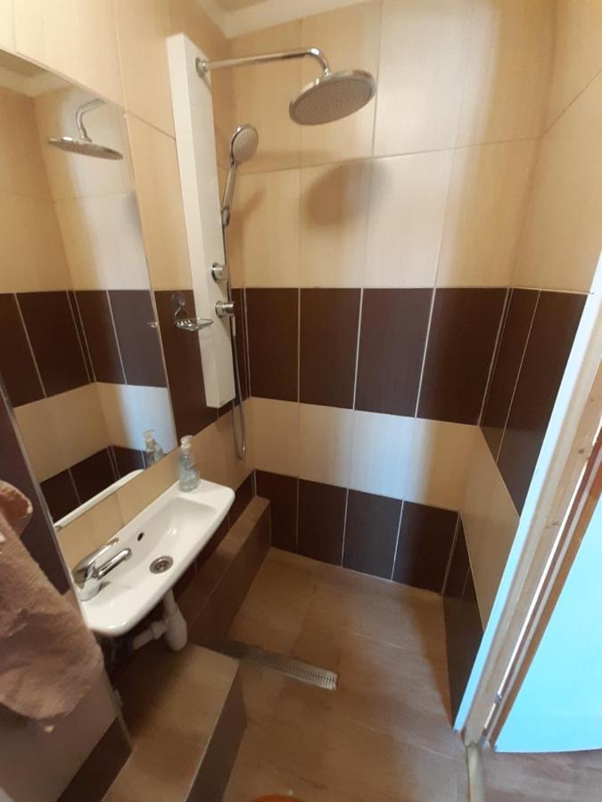Narcisz Apartman ギュラ エクステリア 写真